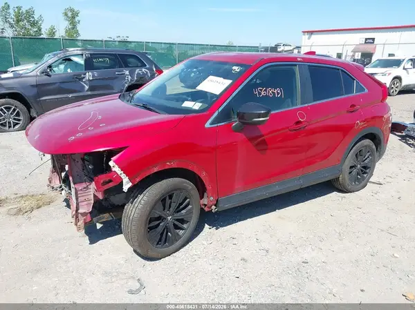 JA4AT4AA5JZ049213 2018 MITSUBISHI ECLIPSE CROSS - Image 2