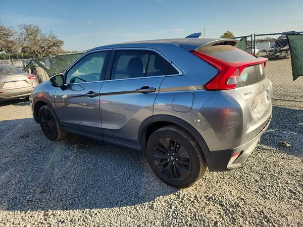 JA4AT4AA5JZ049230 2018 MITSUBISHI ECLIPSE CROSS - Image 2