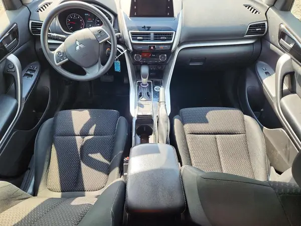JA4AT4AA5JZ050362 2018 MITSUBISHI ECLIPSE CROSS - Image 8