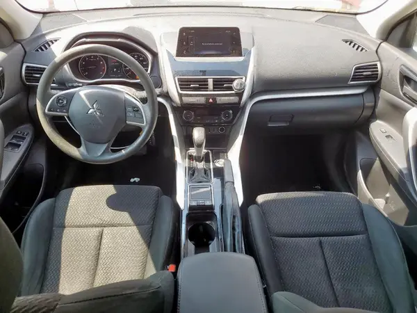 JA4AT4AA5JZ051592 2018 MITSUBISHI ECLIPSE CROSS - Image 8