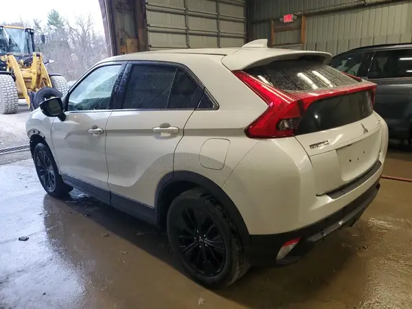 JA4AT4AA5JZ061202 2018 MITSUBISHI ECLIPSE CROSS - Image 2