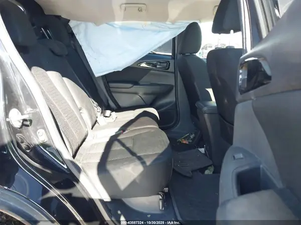 JA4AT4AA5JZ066545 2018 MITSUBISHI ECLIPSE CROSS - Image 8