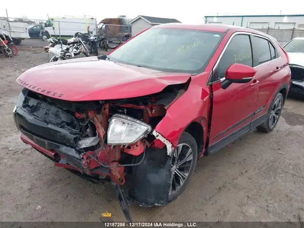 JA4AT4AA5JZ610414 2018 MITSUBISHI ECLIPSE CROSS - Image 2