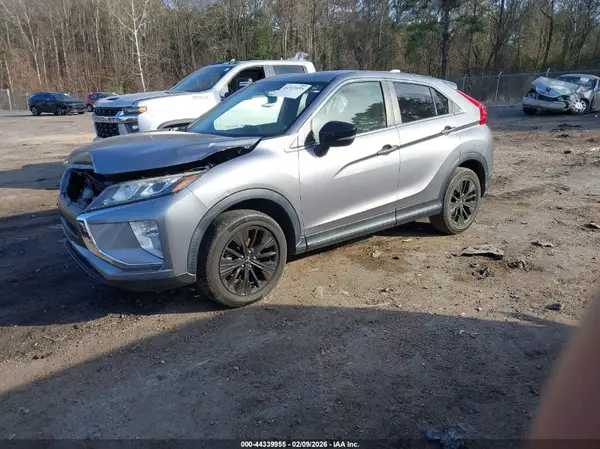 JA4AT4AA5KZ049276 2019 MITSUBISHI ECLIPSE CROSS - Image 2