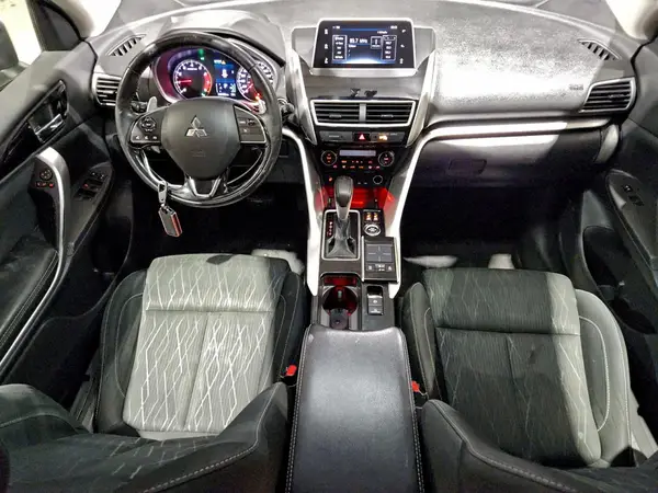 JA4AT4AA5KZ606137 2019 MITSUBISHI ECLIPSE CROSS - Image 8