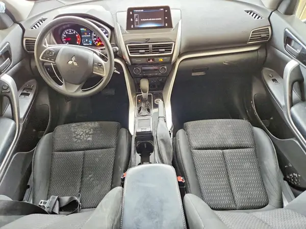 JA4AT4AA6JZ063041 2018 MITSUBISHI ECLIPSE CROSS - Image 8