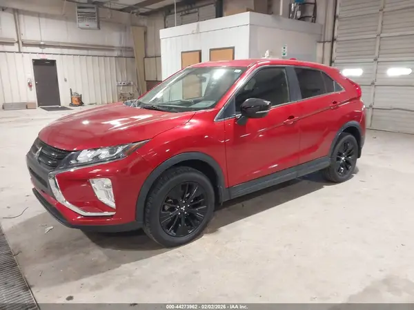JA4AT4AA6JZ068546 2018 MITSUBISHI ECLIPSE CROSS - Image 2