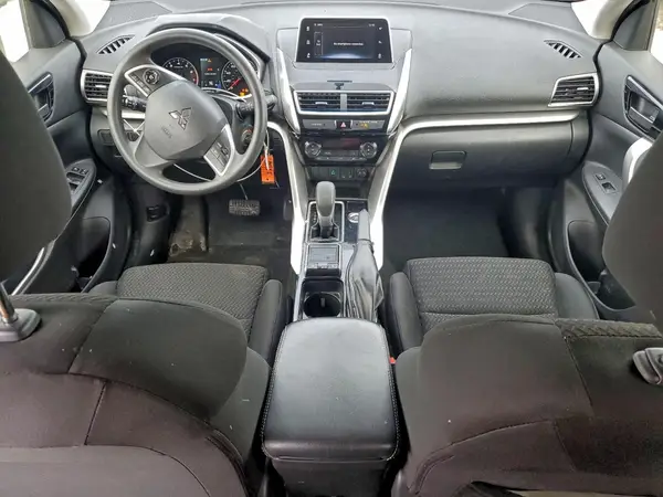 JA4AT4AA6JZ070569 2018 MITSUBISHI ECLIPSE CROSS - Image 8