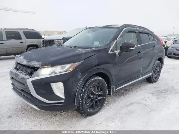 JA4AT4AA6JZ610874 2018 MITSUBISHI ECLIPSE CROSS - Image 2