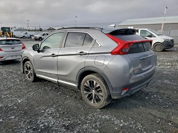 JA4AT4AA6JZ615556 2018 MITSUBISHI ECLIPSE CROSS - Image 2