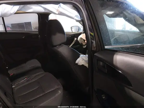 JA4AT4AA6KZ000717 2019 MITSUBISHI ECLIPSE CROSS - Image 8
