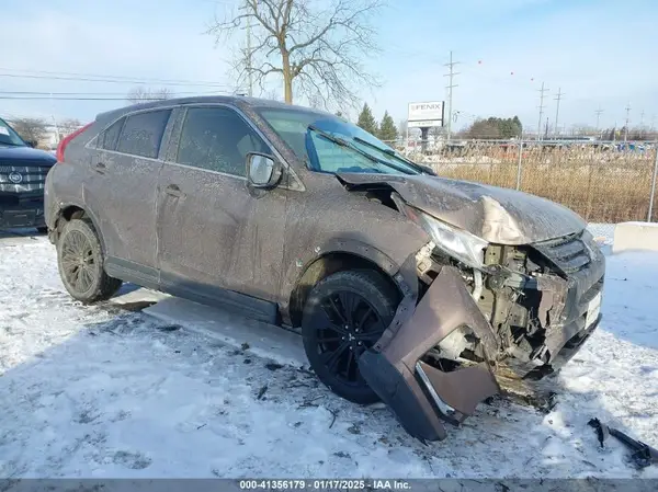 JA4AT4AA6KZ023334 2019 MITSUBISHI ECLIPSE CROSS - Image 1