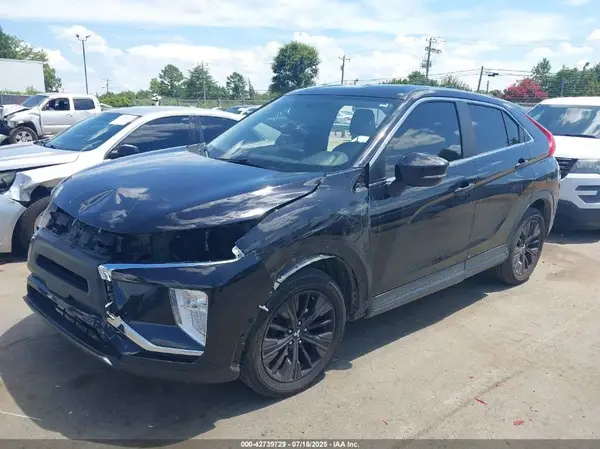 JA4AT4AA6KZ050209 2019 MITSUBISHI ECLIPSE CROSS - Image 2
