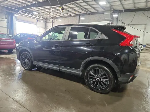JA4AT4AA6LZ019169 2020 MITSUBISHI ECLIPSE CROSS - Image 2