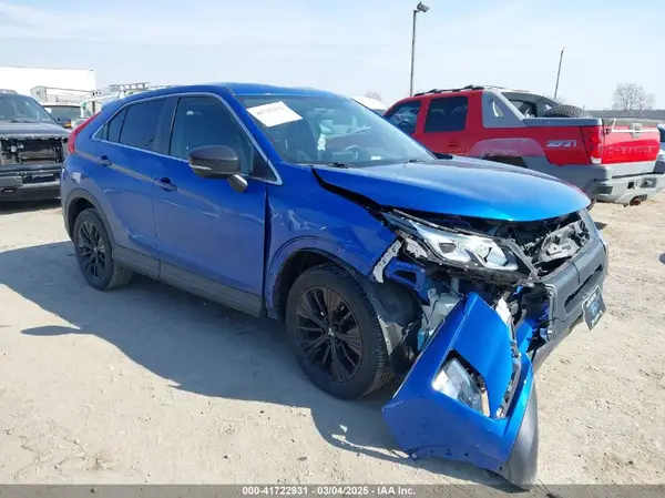 JA4AT4AA7JZ045891 2018 MITSUBISHI ECLIPSE CROSS - Image 1