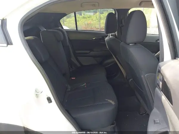 JA4AT4AA7JZ048712 2018 MITSUBISHI ECLIPSE CROSS - Image 8