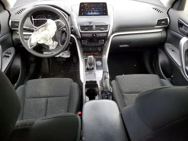 JA4AT4AA7JZ059306 2018 MITSUBISHI ECLIPSE CROSS - Image 8