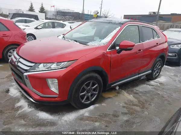 JA4AT4AA7JZ610916 2018 MITSUBISHI ECLIPSE CROSS - Image 2