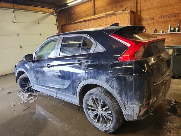 JA4AT4AA7KZ002332 2019 MITSUBISHI ECLIPSE CROSS - Image 2