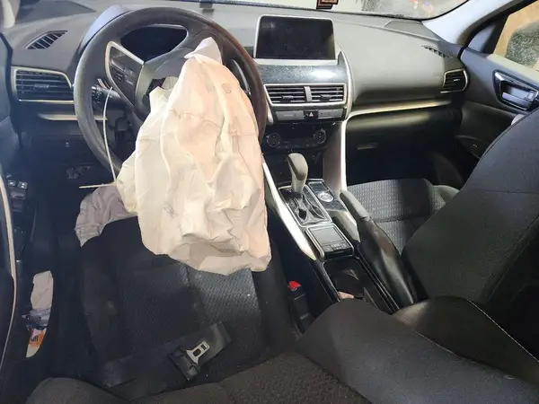 JA4AT4AA7KZ002332 2019 MITSUBISHI ECLIPSE CROSS - Image 8