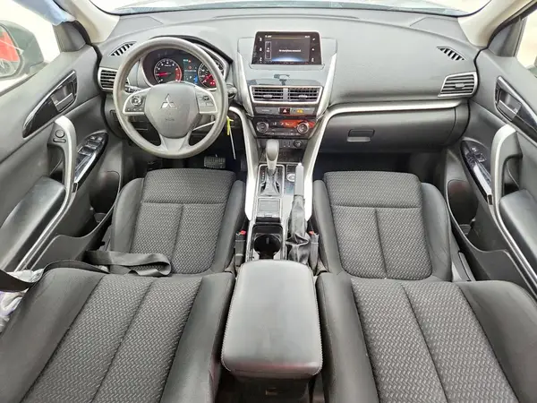 JA4AT4AA7KZ021219 2019 MITSUBISHI ECLIPSE CROSS - Image 8