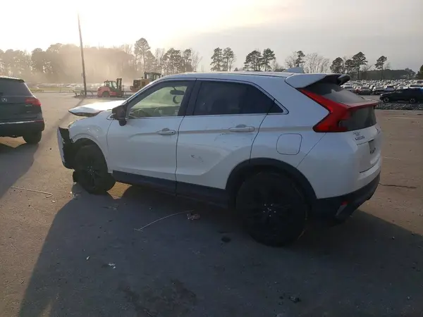 JA4AT4AA7KZ030423 2019 MITSUBISHI ECLIPSE CROSS - Image 2