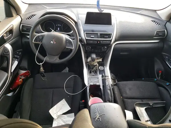 JA4AT4AA7KZ030423 2019 MITSUBISHI ECLIPSE CROSS - Image 8