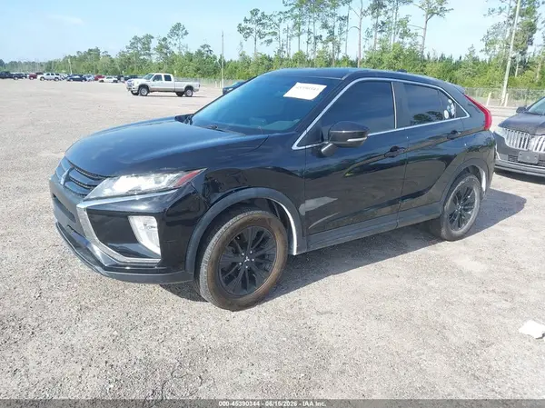 JA4AT4AA7KZ046539 2019 MITSUBISHI ECLIPSE CROSS - Image 2