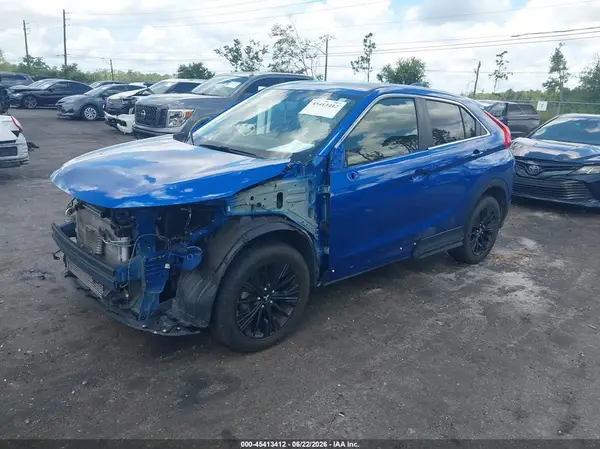 JA4AT4AA7KZ047822 2019 MITSUBISHI ECLIPSE CROSS - Image 2