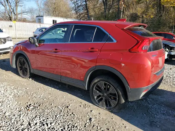 JA4AT4AA8JZ065518 2018 MITSUBISHI ECLIPSE CROSS - Image 2