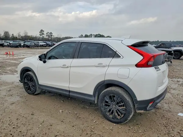 JA4AT4AA8JZ069195 2018 MITSUBISHI ECLIPSE CROSS - Image 2