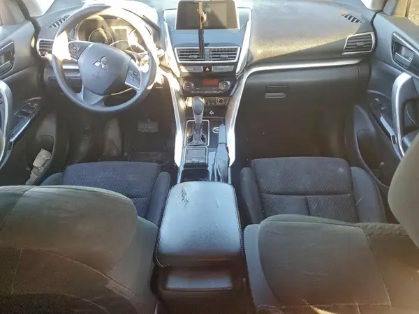 JA4AT4AA8KZ019270 2019 MITSUBISHI ECLIPSE CROSS - Image 8