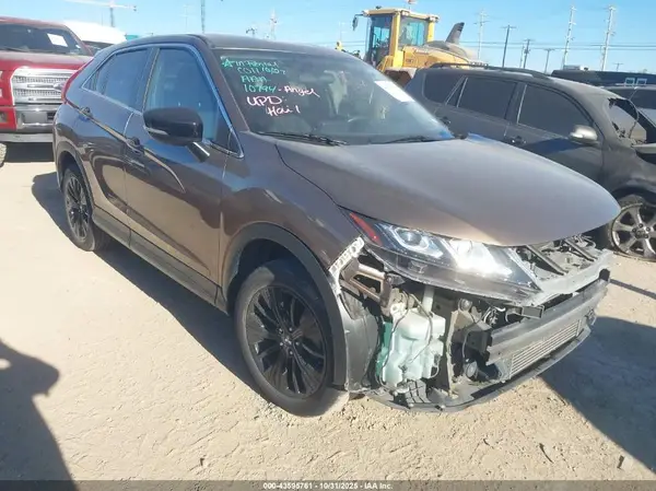 JA4AT4AA8KZ023156 2019 MITSUBISHI ECLIPSE CROSS - Image 1