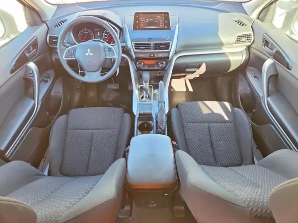 JA4AT4AA9JZ046198 2018 MITSUBISHI ECLIPSE CROSS - Image 8