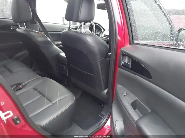 JA4AT4AA9JZ049702 2018 MITSUBISHI ECLIPSE CROSS - Image 8