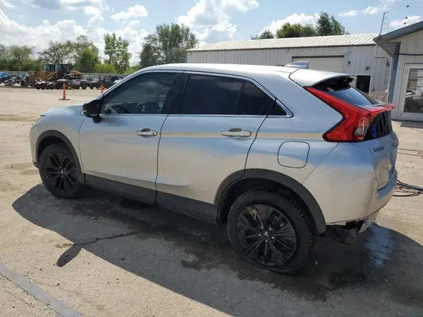 JA4AT4AA9JZ061140 2018 MITSUBISHI ECLIPSE CROSS - Image 2