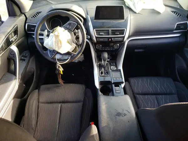JA4AT4AA9JZ615535 2018 MITSUBISHI ECLIPSE CROSS - Image 8