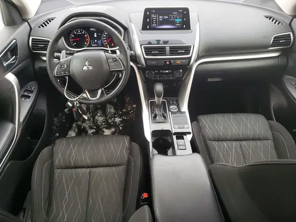 JA4AT4AA9JZ617723 2018 MITSUBISHI ECLIPSE CROSS - Image 8