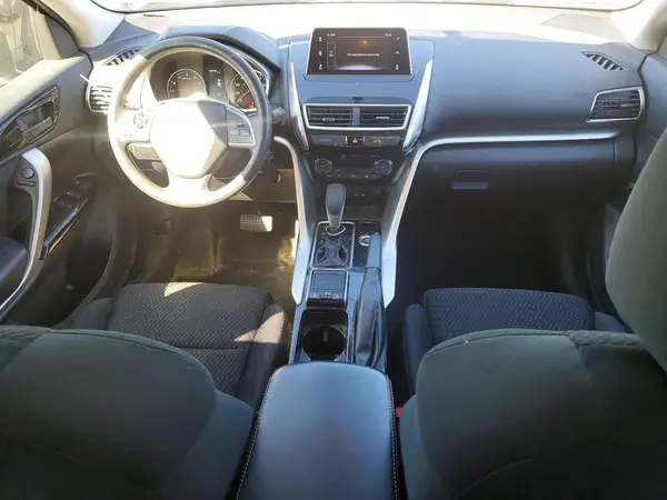 JA4AT4AA9KZ002154 2019 MITSUBISHI ECLIPSE CROSS - Image 8