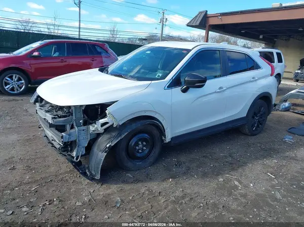 JA4AT4AA9KZ019908 2019 MITSUBISHI ECLIPSE CROSS - Image 2