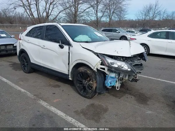 JA4AT4AA9KZ021996 2019 MITSUBISHI ECLIPSE CROSS - Image 1