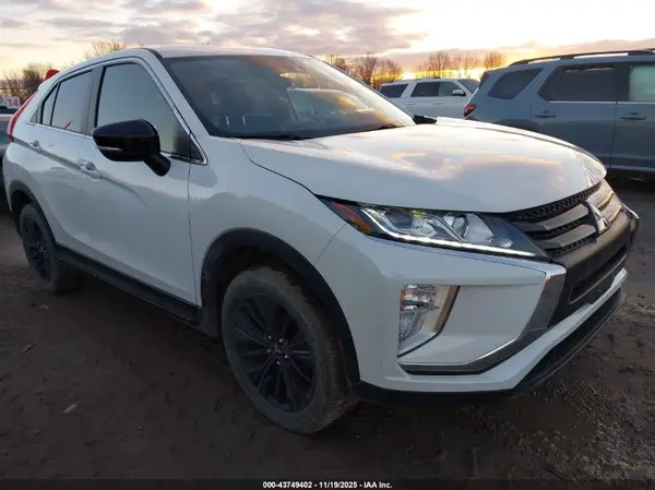 JA4AT4AA9LZ014323 2020 MITSUBISHI ECLIPSE CROSS - Image 1