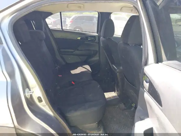 JA4AT4AAXJZ047988 2018 MITSUBISHI ECLIPSE CROSS - Image 8