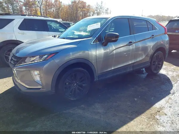 JA4AT4AAXJZ061874 2018 MITSUBISHI ECLIPSE CROSS - Image 2