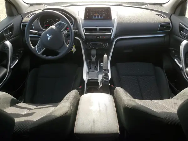 JA4AT4AAXKZ031369 2019 MITSUBISHI ECLIPSE CROSS - Image 8