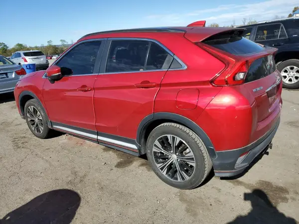 JA4AT5AA0JZ039050 2018 MITSUBISHI ECLIPSE CROSS - Image 2