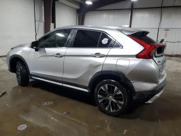 JA4AT5AA0JZ041509 2018 MITSUBISHI ECLIPSE CROSS - Image 2