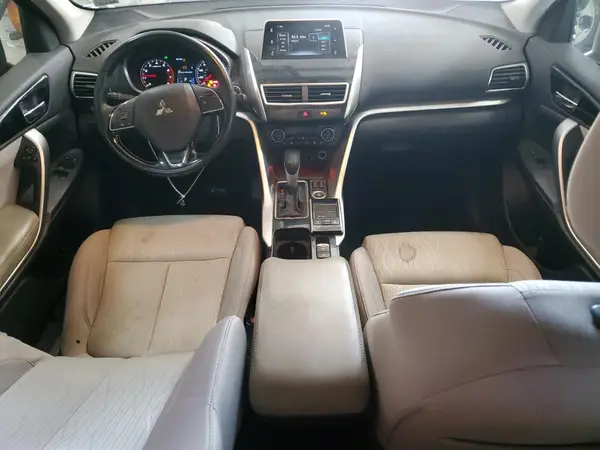JA4AT5AA0JZ041509 2018 MITSUBISHI ECLIPSE CROSS - Image 8