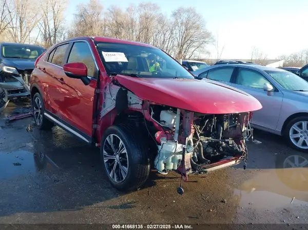 JA4AT5AA0JZ041753 2018 MITSUBISHI ECLIPSE CROSS - Image 1