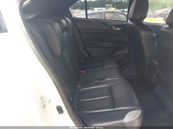 JA4AT5AA0JZ042210 2018 MITSUBISHI ECLIPSE CROSS - Image 8